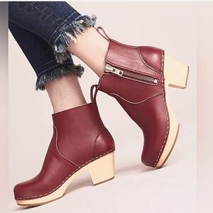 1937 Footwear Cognac Zip Up Leather Ankle Boot With Solid Wood Chunky Heels 6M🌴